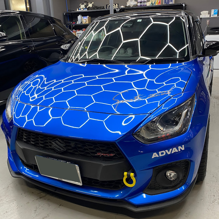 スイフトスポーツのADVAN Racing TC4・洗車・KeePerコーティング・スイスポzc33sに関するカスタム事例の投稿画像1枚目