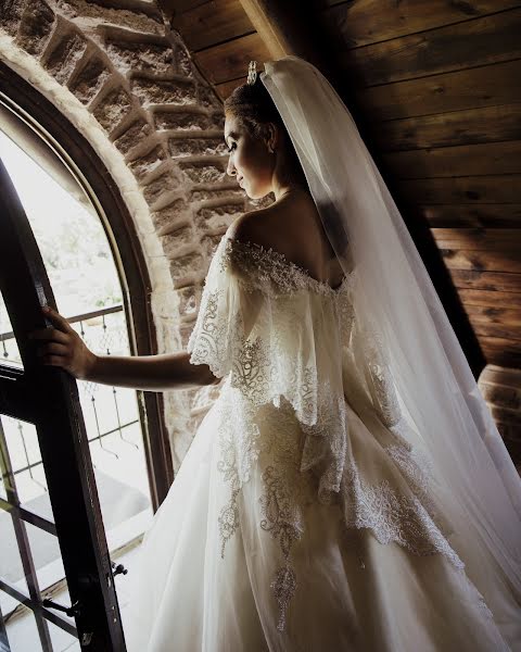 Fotografo di matrimoni Foto Burç (fotoburc). Foto del 19 luglio 2020