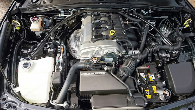 ロードスターRFのエンジンオイル交換・慣らし運転・東海マツダ・愛知県・半田市に関するカスタム事例の投稿画像2枚目