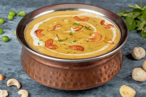 Methi Matar Kaju Makhana