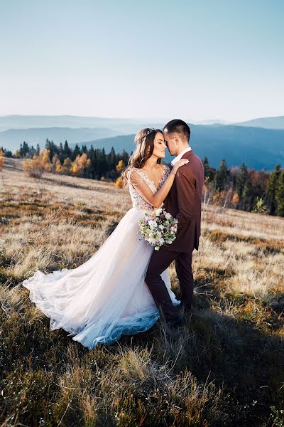 結婚式の写真家Nazar Roschuk (nazarroshchuk)。2019 6月13日の写真