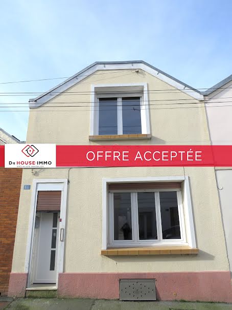 Vente maison 5 pièces 78 m² à Saint-Quentin (02100), 68 700 €