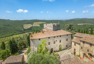 House with pool and terrace 8