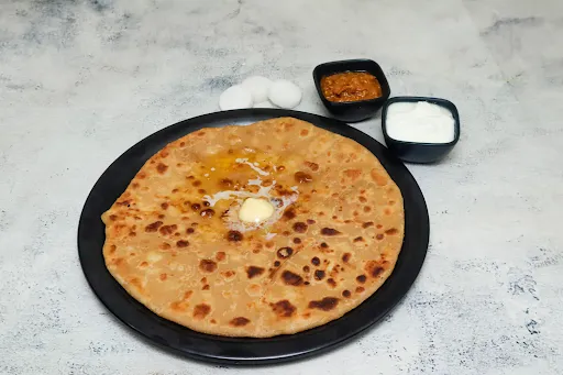 Mooli Tawa Paratha [Large] With Green Chutney & Pickle