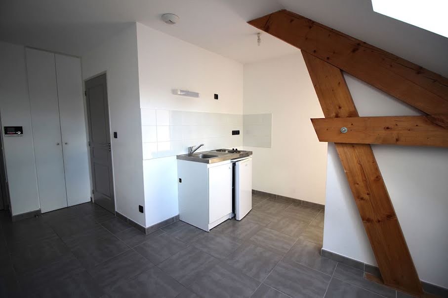 Location  appartement 2 pièces 30.55 m² à Troyes (10000), 448 €