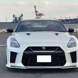 NISSAN GT-R R35