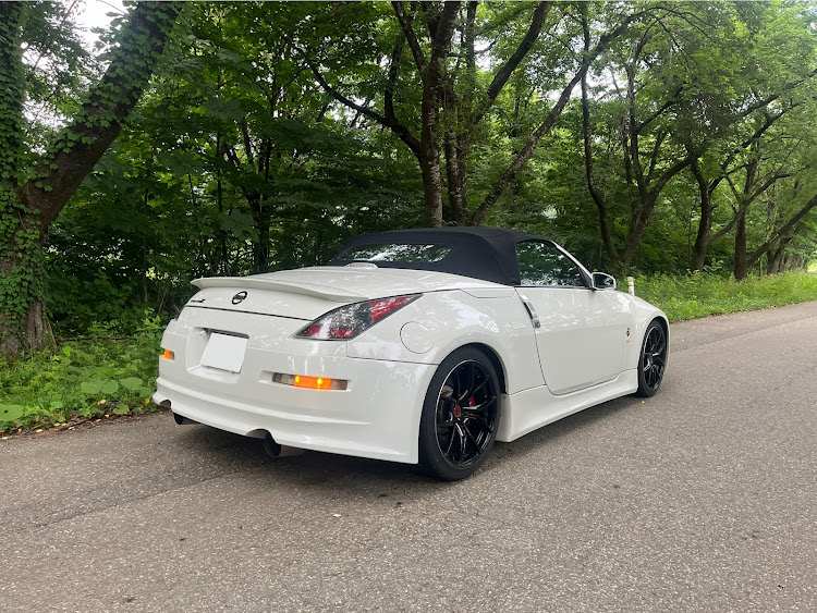フェアレディZの日産・Z33・z33 ロードスター・愛車・アイラインに関するカスタム事例の投稿画像2枚目