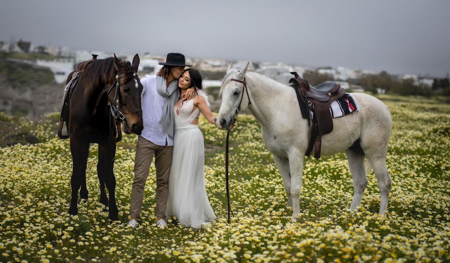 Wedding photographer Ákos Erdélyi (erdelyi). Photo of 13 January 2022