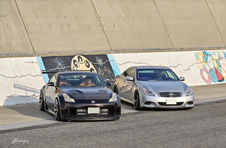 スカイラインクーペのコラボありがとうございました・Z33・千人画廊に関するカスタム事例の投稿画像2枚目