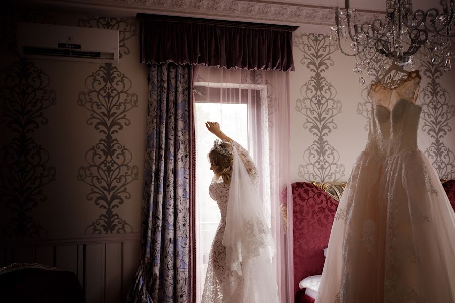 Fotógrafo de casamento Tatyana Omelchenko (tatyankaom). Foto de 2 de agosto 2018