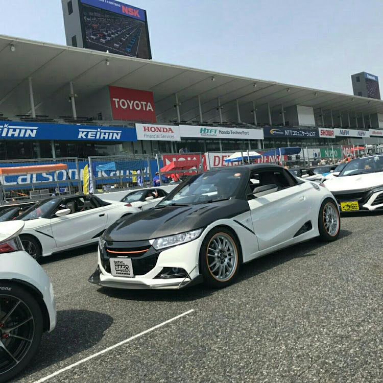 S660の鈴鹿サーキット・パレードラン・3rd Anniversaryに関するカスタム事例の投稿画像1枚目