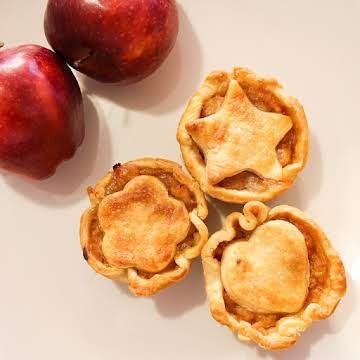 Mini Apple Pies Perfect for Fall