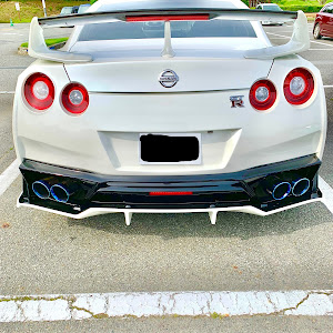 NISSAN GT-R R35