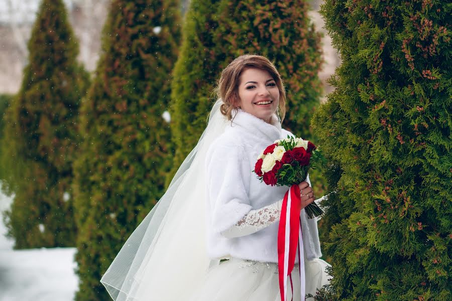 Fotógrafo de casamento Andrey Daniilov (daniilovtmb). Foto de 3 de abril 2019