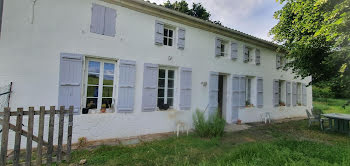 maison à Saint-Sulpice-d'Arnoult (17)