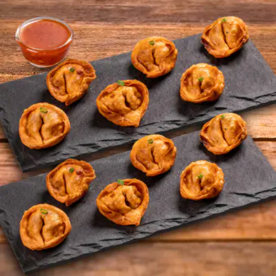 Fried Paneer Tikka Momos With Momo Chutney - 12 Pcs