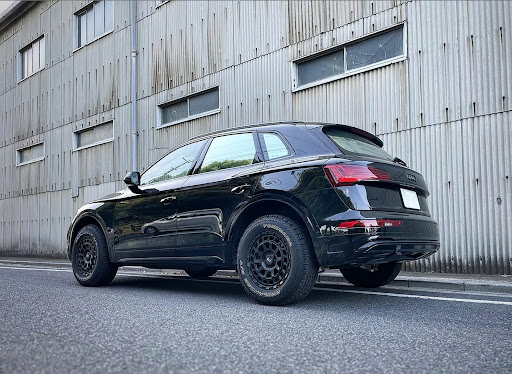 Q5の#AUDI・アウディ・ブラックスタイリング・マッドタイヤに関する ...