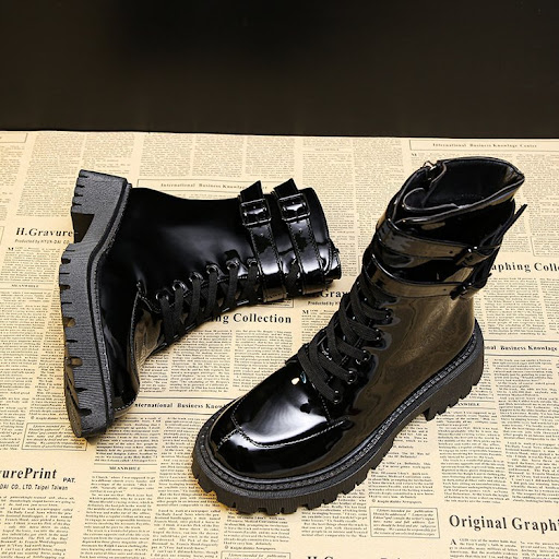 Title 6, Womens Patent Leather Mid-tube Boots with Incr...