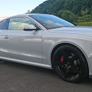 RS5 クーペ B8