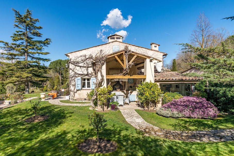 Vente maison 11 pièces 330 m² à Châteauneuf-Grasse (06740), 3 490 000 €