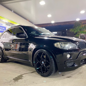 X5 E70