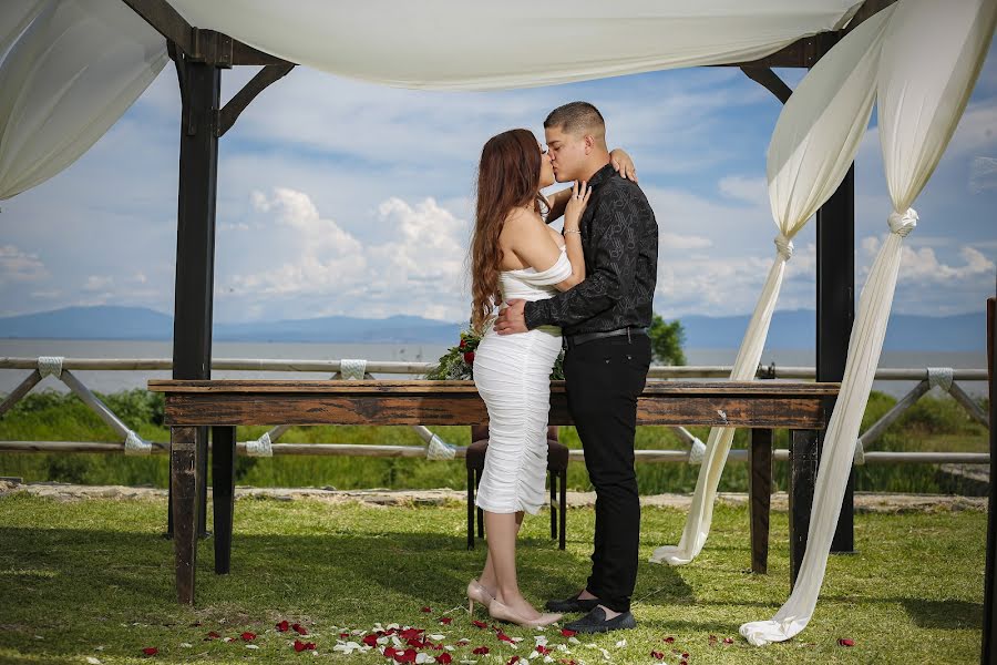 Fotógrafo de casamento Leonardo Vargas (leonardovargas). Foto de 6 de outubro 2022