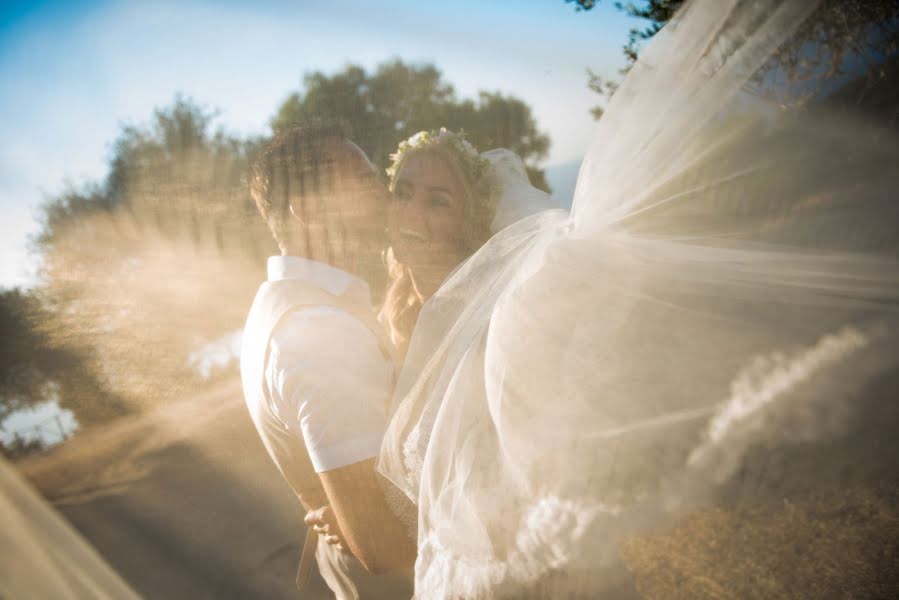 Fotógrafo de bodas Dionysis Petratos (diopetratos). Foto del 4 de diciembre 2019