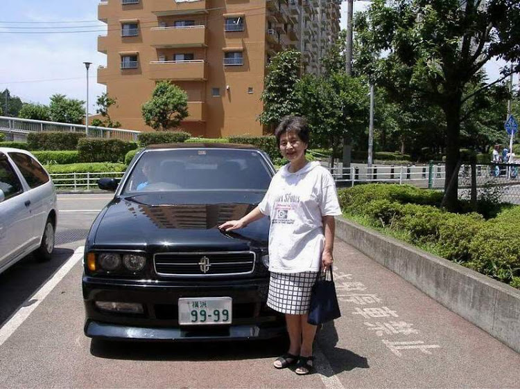 セドリックのセドリック・y32・横浜に関するカスタム事例の投稿画像1枚目