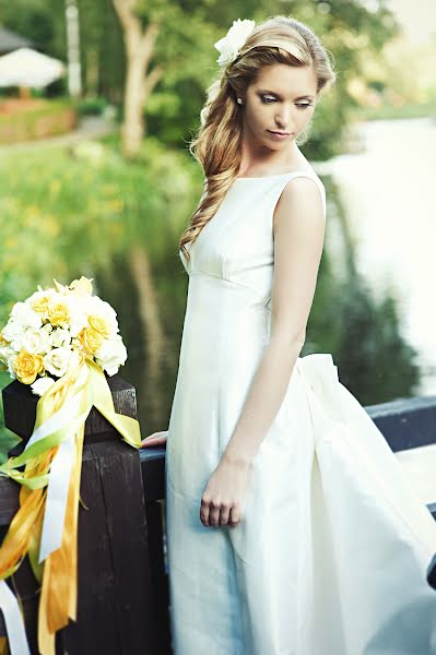 Wedding photographer Victoria Ushkanova (starbo). Photo of 11 July 2015