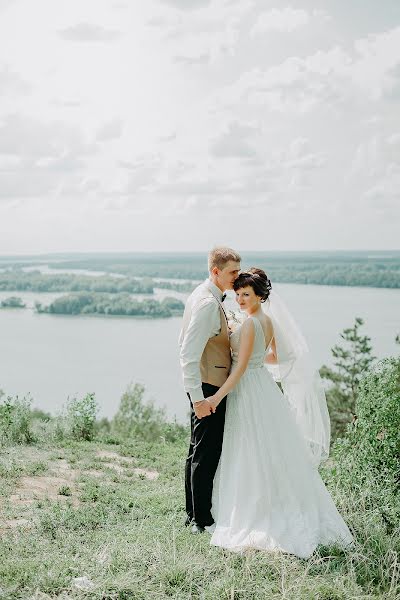 Fotógrafo de casamento Katya Kutyreva (kutyreva). Foto de 29 de março 2020