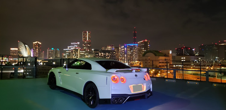 NISSAN GT-Rのいつもの場所・みなとみらい・ベイブリッジに関するカスタム事例の投稿画像1枚目