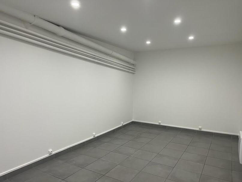 Location  locaux professionnels 2 pièces 35 m² à Epinay-sur-Seine (93800), 950 €