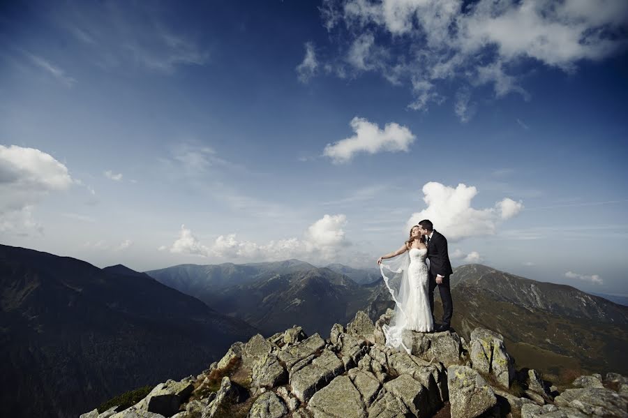 Fotógrafo de bodas Monika Dobosz-Sułkowska (justmarriedpola). Foto del 7 de octubre 2014