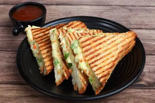 Cheese Chicken Veggie Sandwich