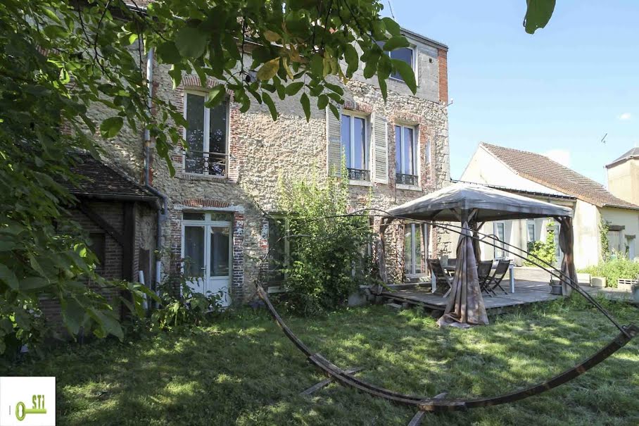 Vente maison 8 pièces 276 m² à Châtillon-Coligny (45230), 190 800 €