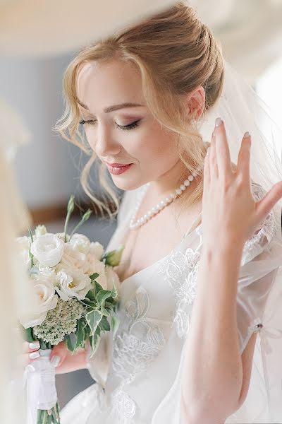 Fotógrafo de casamento Lyubov Morozova (liubov). Foto de 6 de dezembro 2019