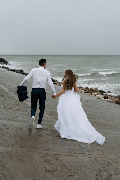 Fotografo di matrimoni Olga Usanova (olgawedd). Foto del 22 marzo 2022