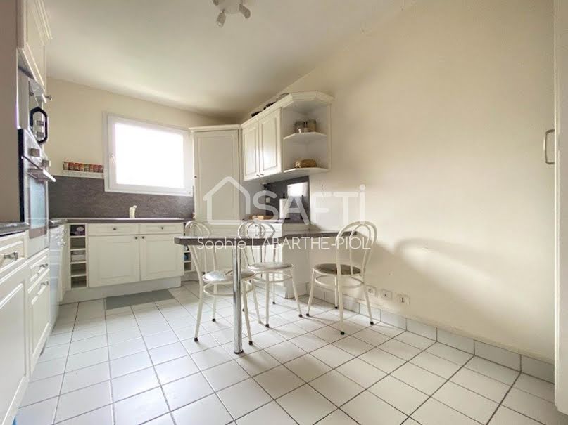 Vente appartement 5 pièces 111 m² à Chatillon (92320), 575 000 €