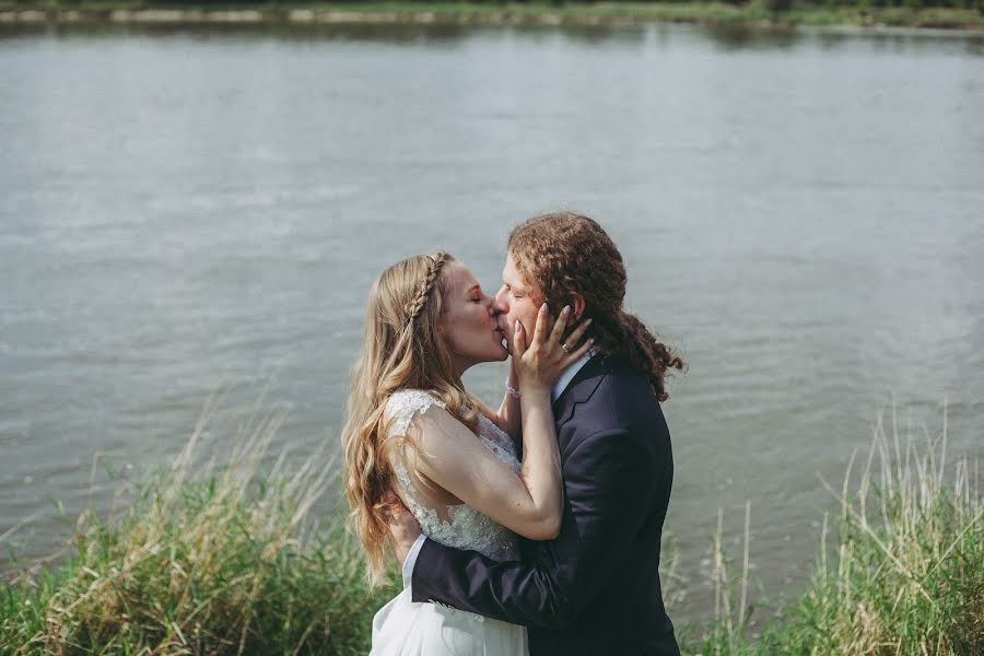 Fotógrafo de bodas Rafał Woźniak (youandi). Foto del 13 de febrero 2020