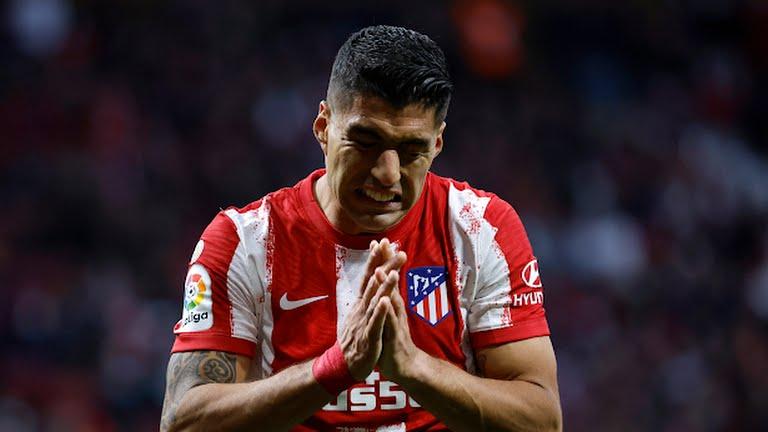 Luis Suarez looked distraught in Atletico Madrid’s draw against Granada