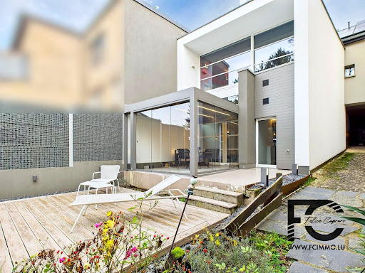 Maison avec jardin et terrasse 1