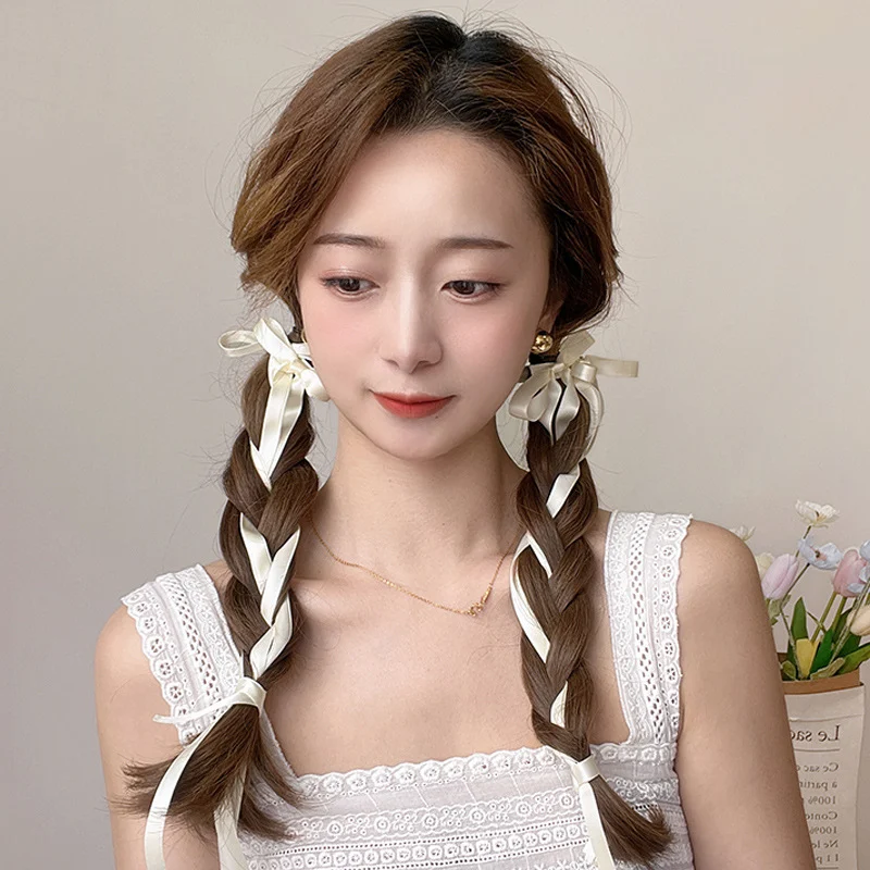 Presilhas de laço com fita de cabelo trançada, acessório elegante para cabelo de meninas e mulheres. Penteados bonitos e fáceis para qualquer ocasião.