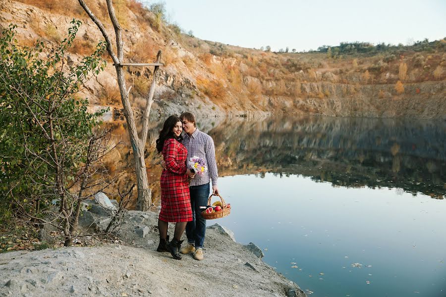 Wedding photographer Viktoriya Buryak (victorybur). Photo of 4 January 2020