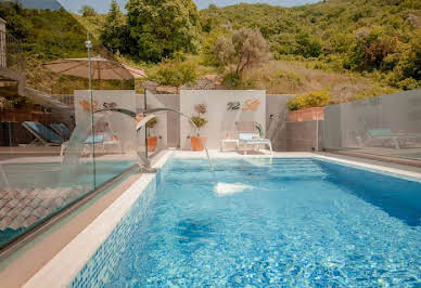 Property with pool 4