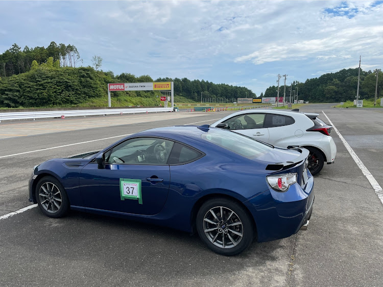BRZの鈴鹿ツインサーキット・ラ・パラ！4に関するカスタム事例の投稿画像2枚目