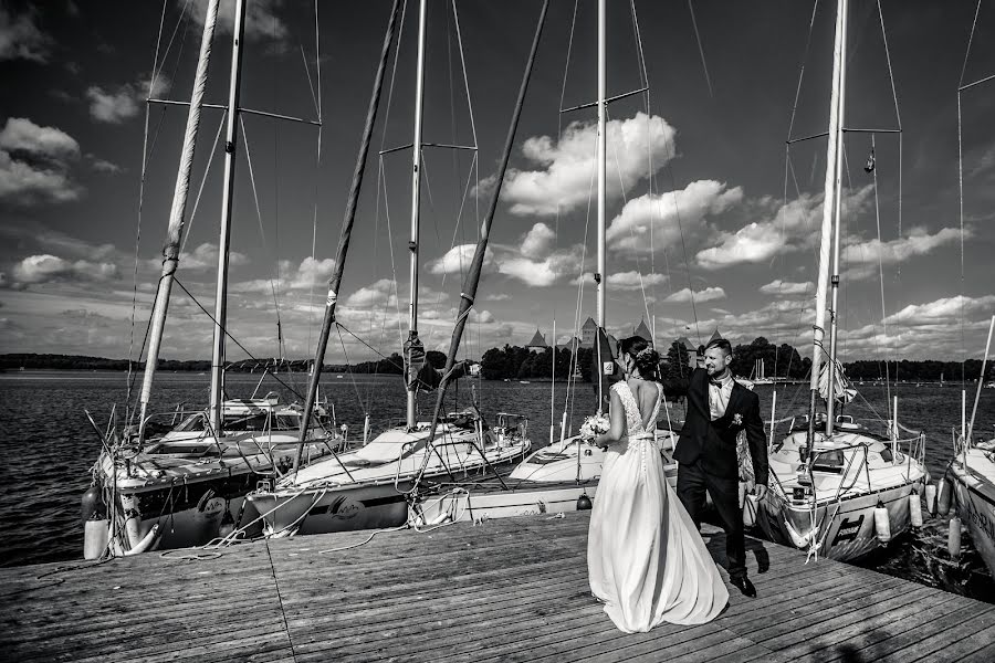 Fotógrafo de bodas Danas Rugin (danas). Foto del 16 de agosto 2018