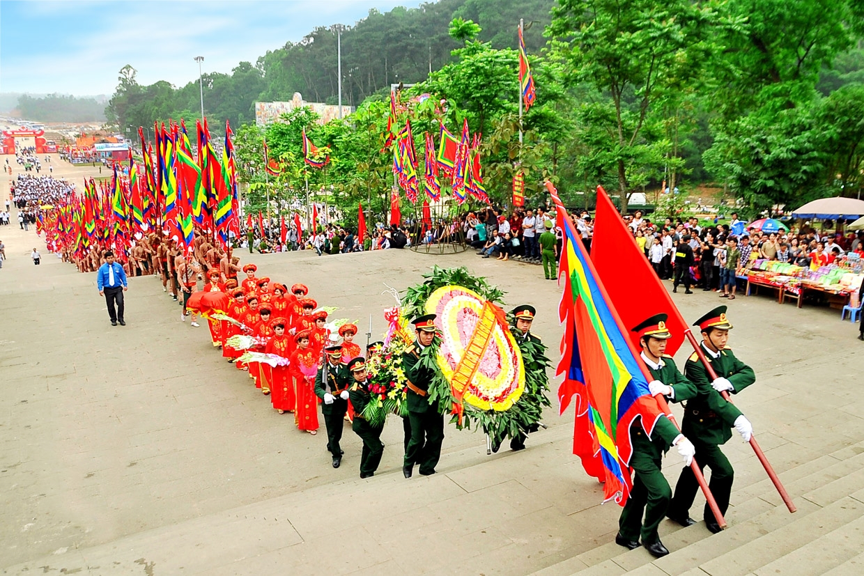 Thuyết minh về lễ hội đền Hùng hay nhất - Mẫu 2
