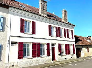 maison à La Villeneuve-en-Chevrie (78)