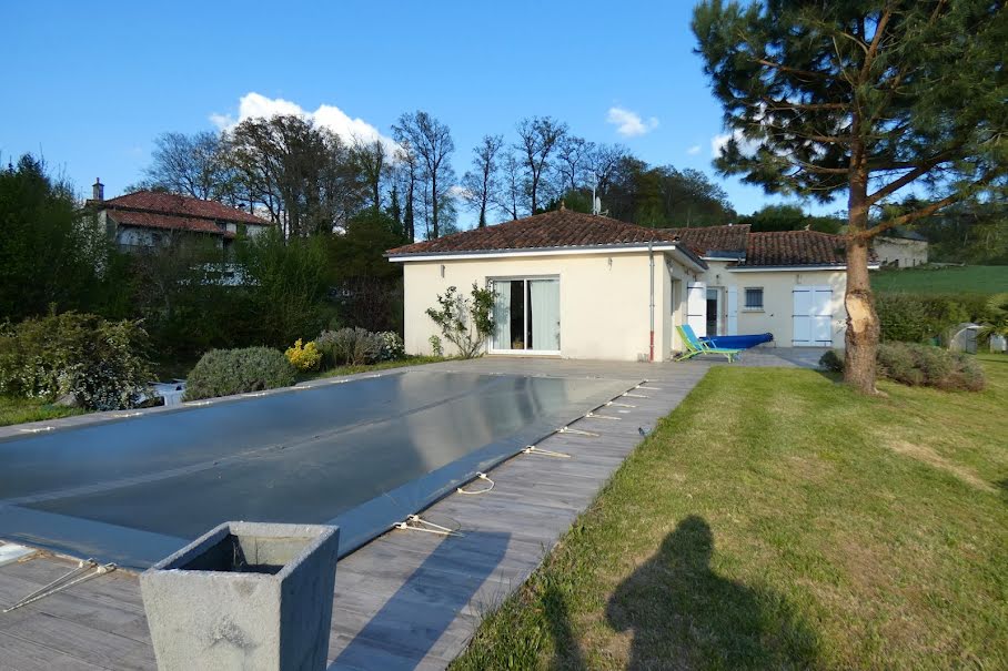Vente maison 5 pièces 153 m² à Aurillac (15000), 307 400 €