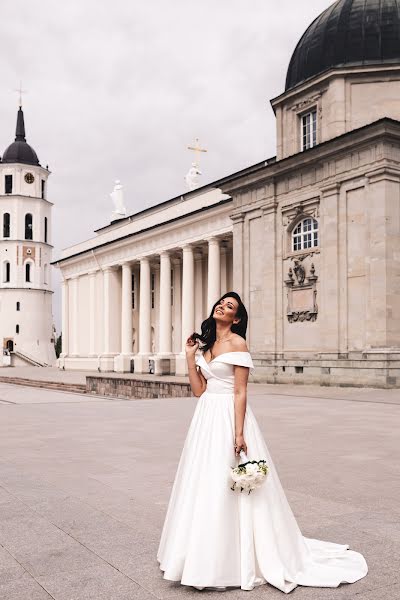 Jurufoto perkahwinan Živilė Poškutė (whiteshotphoto). Foto pada 21 Mei 2019